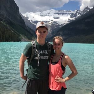 Meet your Posher, Iviee